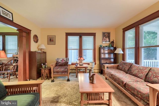 26 W LEMON ST, Lititz, PA 17543