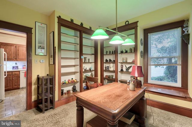 26 W LEMON ST, Lititz, PA 17543