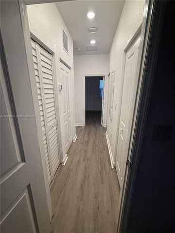 2731 SE 15th St 2731, Homestead, FL 33035