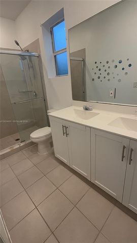 2731 SE 15th St 2731, Homestead, FL 33035