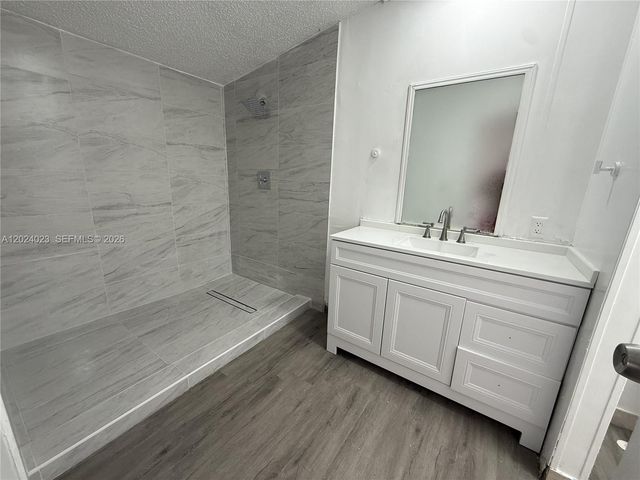 2731 SE 15th St 2731, Homestead, FL 33035