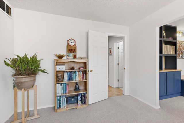 1062 Matador Drive SE, Albuquerque, NM 87123