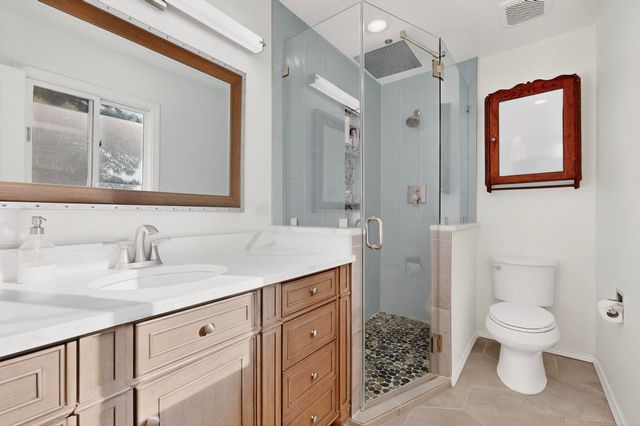 1062 Matador Drive SE, Albuquerque, NM 87123