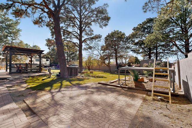 1062 Matador Drive SE, Albuquerque, NM 87123