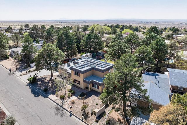 1062 Matador Drive SE, Albuquerque, NM 87123