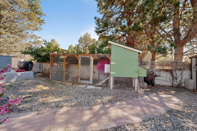 1062 Matador Drive SE, Albuquerque, NM 87123