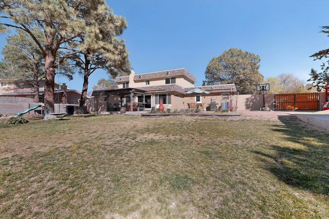 1062 Matador Drive SE, Albuquerque, NM 87123