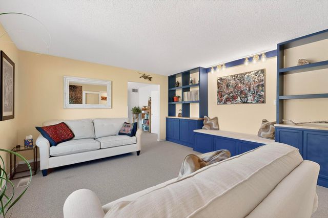 1062 Matador Drive SE, Albuquerque, NM 87123