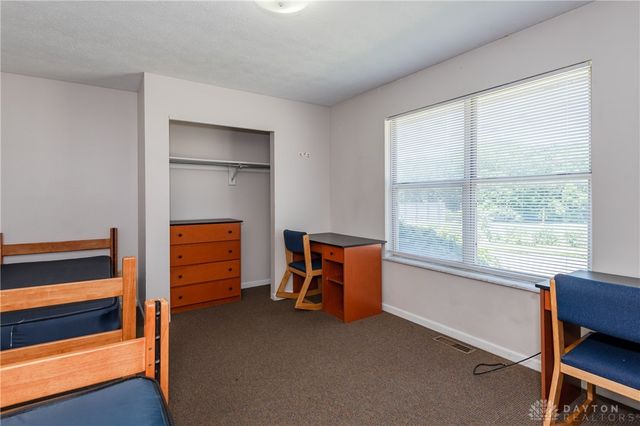 978 Irving Avenue 28, Dayton, OH 45419