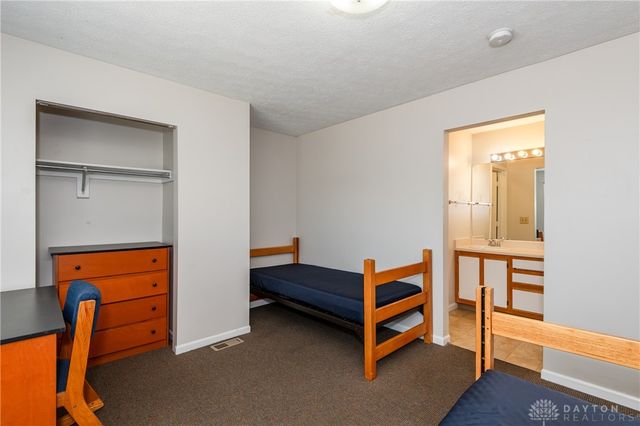 978 Irving Avenue 28, Dayton, OH 45419