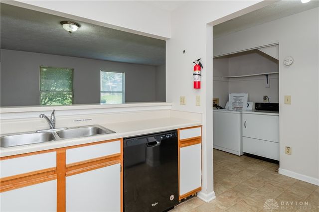 978 Irving Avenue 28, Dayton, OH 45419