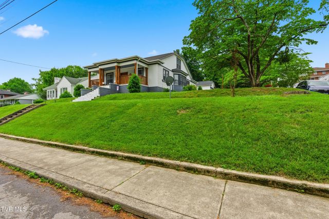 1200 7th Avenue, Bristol, TN 37620