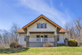 2450 Pleuchel Rd, Franklin Park, PA 15143