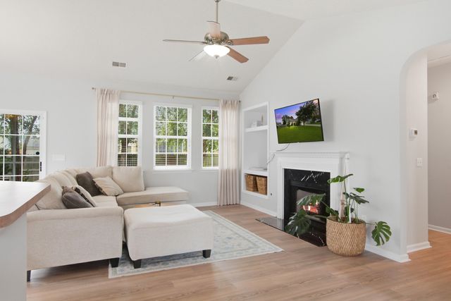 7303 Kestrel Trail, Hanahan, SC 29410