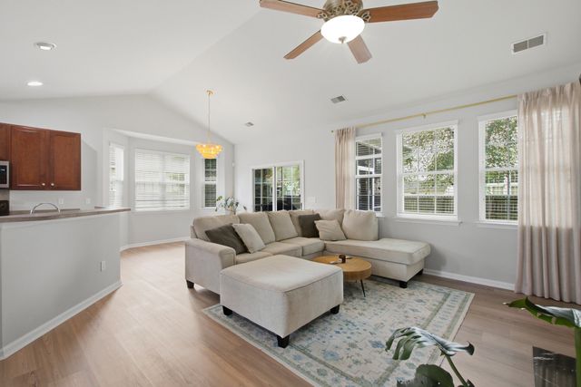 7303 Kestrel Trail, Hanahan, SC 29410
