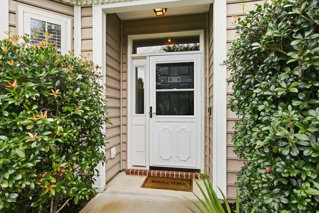 7303 Kestrel Trail, Hanahan, SC 29410