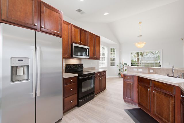 7303 Kestrel Trail, Hanahan, SC 29410