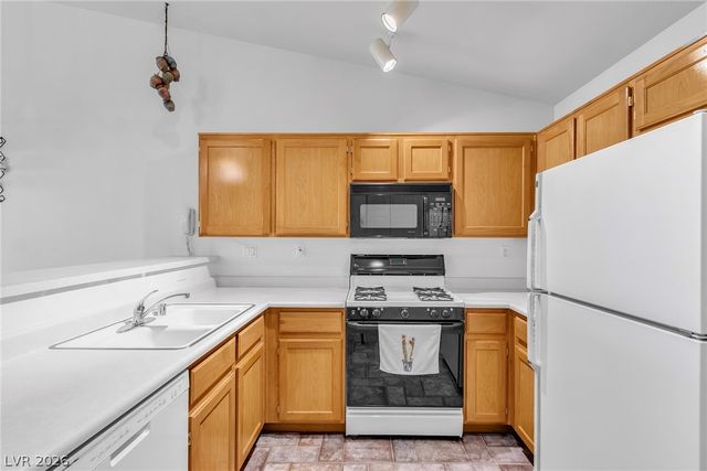 9712 Blatimac Avenue 103, Las Vegas, NV 89129