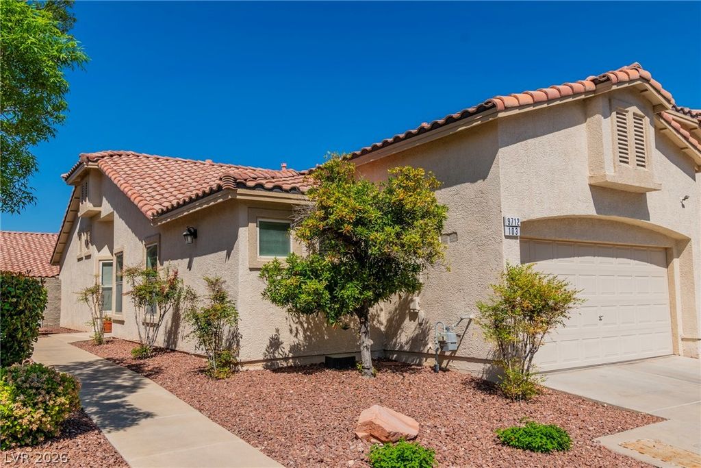 9712 Blatimac Avenue 103, Las Vegas, NV 89129