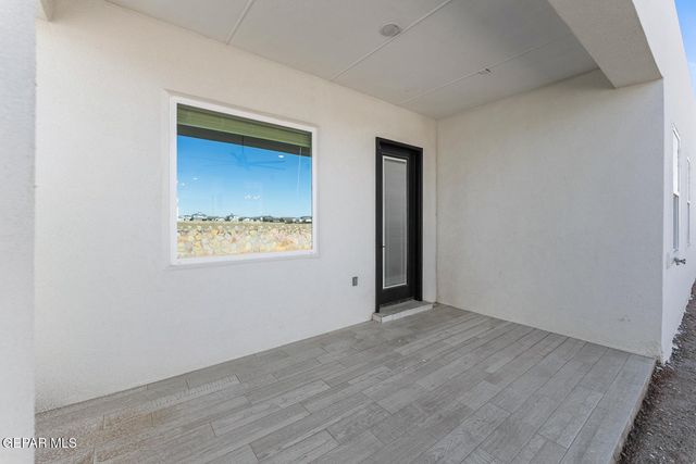 14005 Alice Hughes Avenue, Horizon City, TX 79928