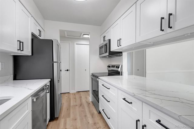 9145 W Cedar Drive D, Denver, CO 80226