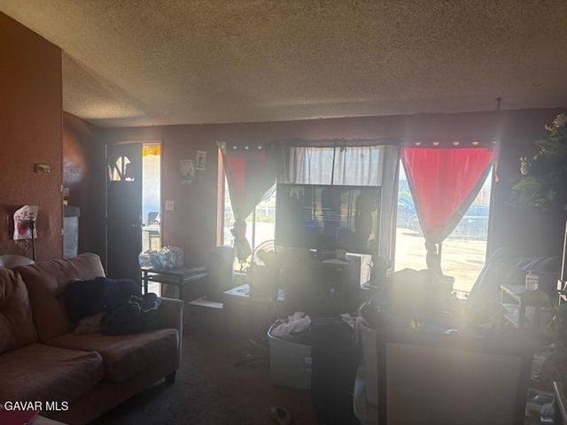 21207 Kenniston Street, California City, CA 93505