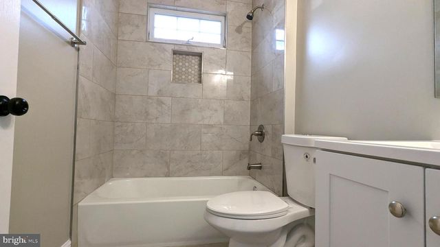 21506 TROWBRIDGE SQ, Ashburn, VA 20147