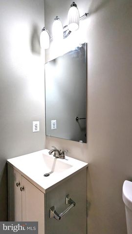 21506 TROWBRIDGE SQ, Ashburn, VA 20147