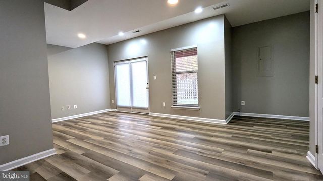 21506 TROWBRIDGE SQ, Ashburn, VA 20147