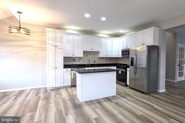 21506 TROWBRIDGE SQ, Ashburn, VA 20147