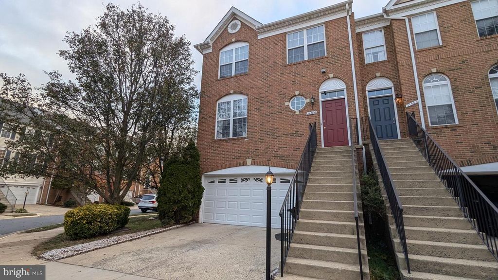 21506 TROWBRIDGE SQ, Ashburn, VA 20147