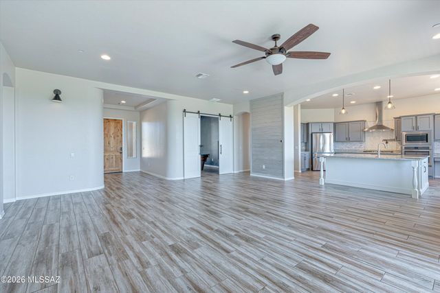 14348 E Willow Goldfinch Court, Vail, AZ 85641