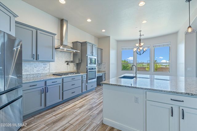 14348 E Willow Goldfinch Court, Vail, AZ 85641