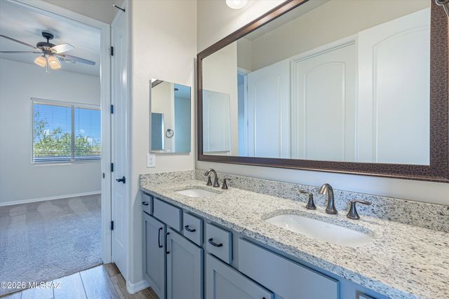 14348 E Willow Goldfinch Court, Vail, AZ 85641