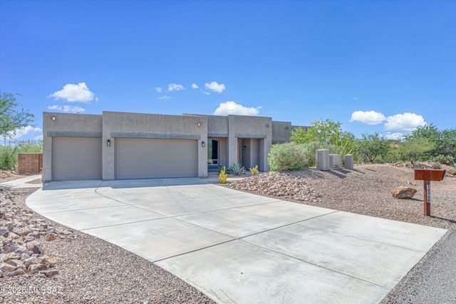 14348 E Willow Goldfinch Court, Vail, AZ 85641