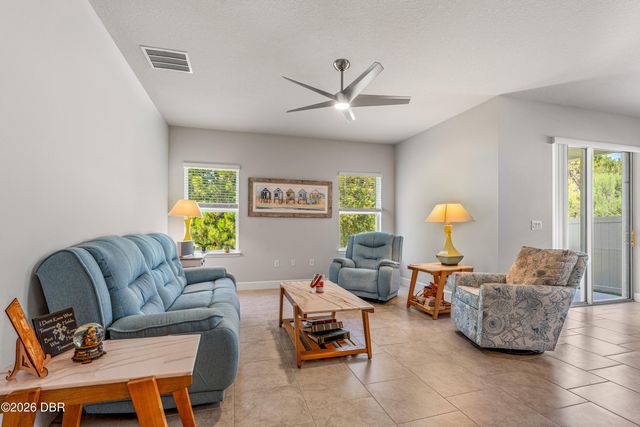 289 Crestwind Drive, Daytona Beach, FL 32124