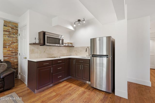 215 Ann Street, Wilmington, NC 28401