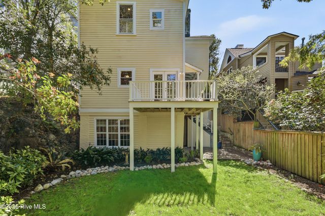 215 Ann Street, Wilmington, NC 28401