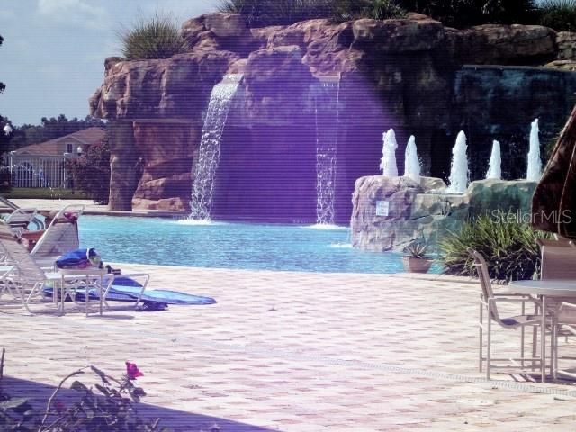 10158 JULIA ISLES AVENUE, Oxford, FL 34484