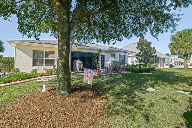 10158 JULIA ISLES AVENUE, Oxford, FL 34484