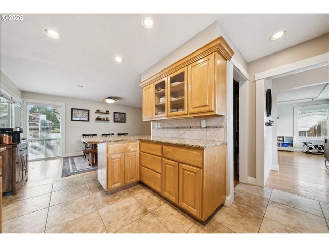 10634 Sw COOK Ln, Portland, OR 97223