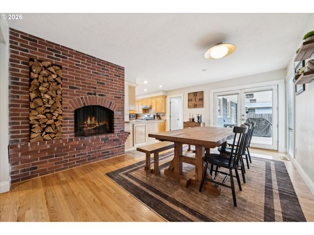 10634 Sw COOK Ln, Portland, OR 97223