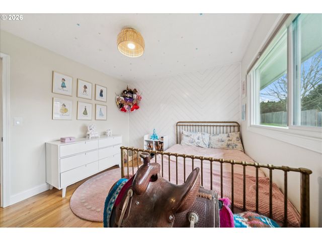 10634 Sw COOK Ln, Portland, OR 97223