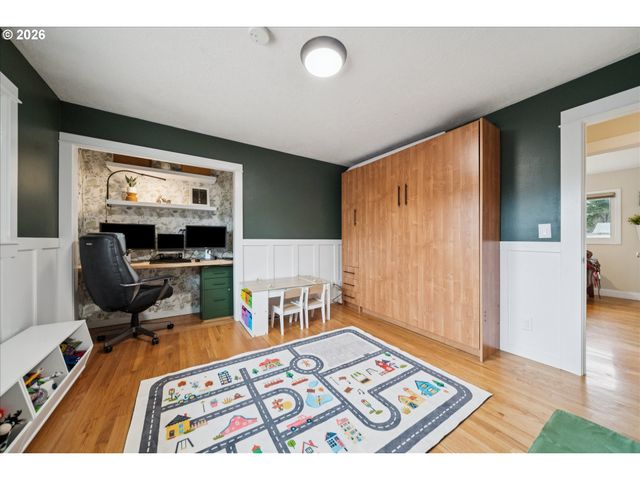 10634 Sw COOK Ln, Portland, OR 97223