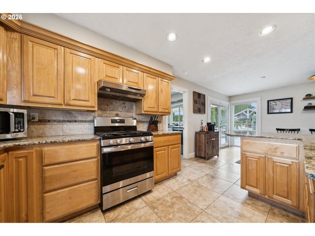 10634 Sw COOK Ln, Portland, OR 97223