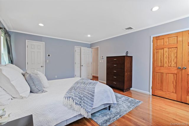 2 Rochambeau Drive, Hartsdale, NY 10530