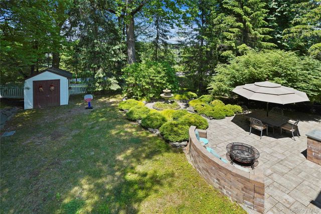 2 Rochambeau Drive, Hartsdale, NY 10530
