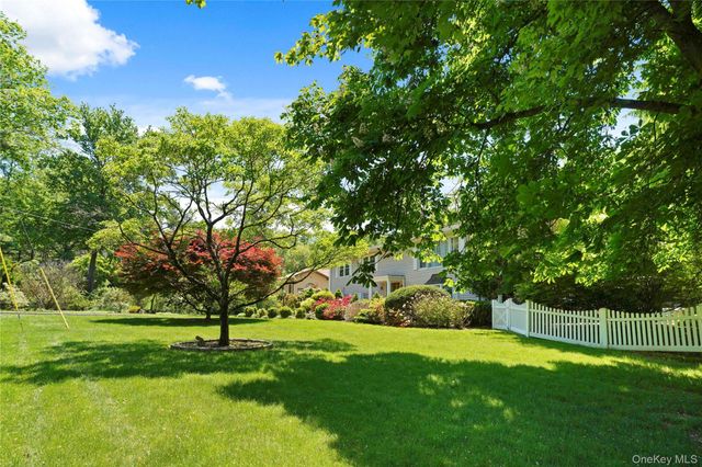 2 Rochambeau Drive, Hartsdale, NY 10530