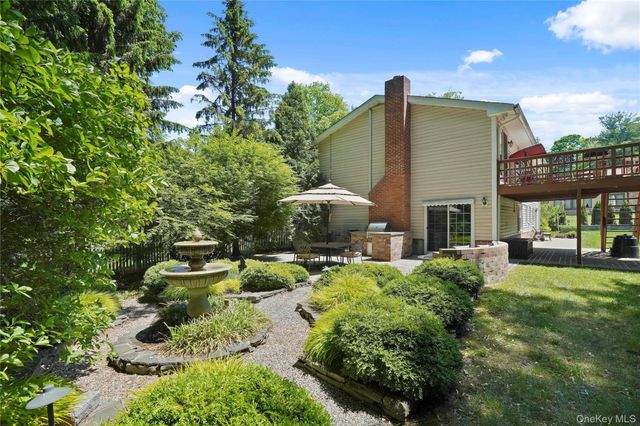 2 Rochambeau Drive, Hartsdale, NY 10530