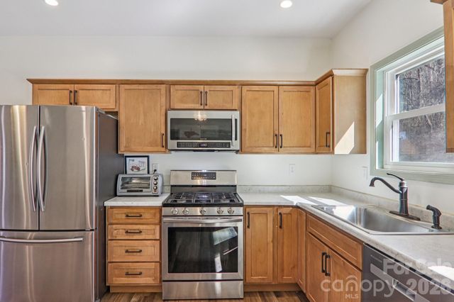 530 Wilson Cove Road, Canton, NC 28716